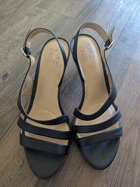 Naturalizer Black Strappy Kitten Heels